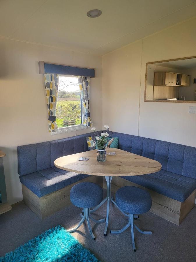 Blackmoor Farm - Caravan 6 Apartman Ludchurch Kültér fotó